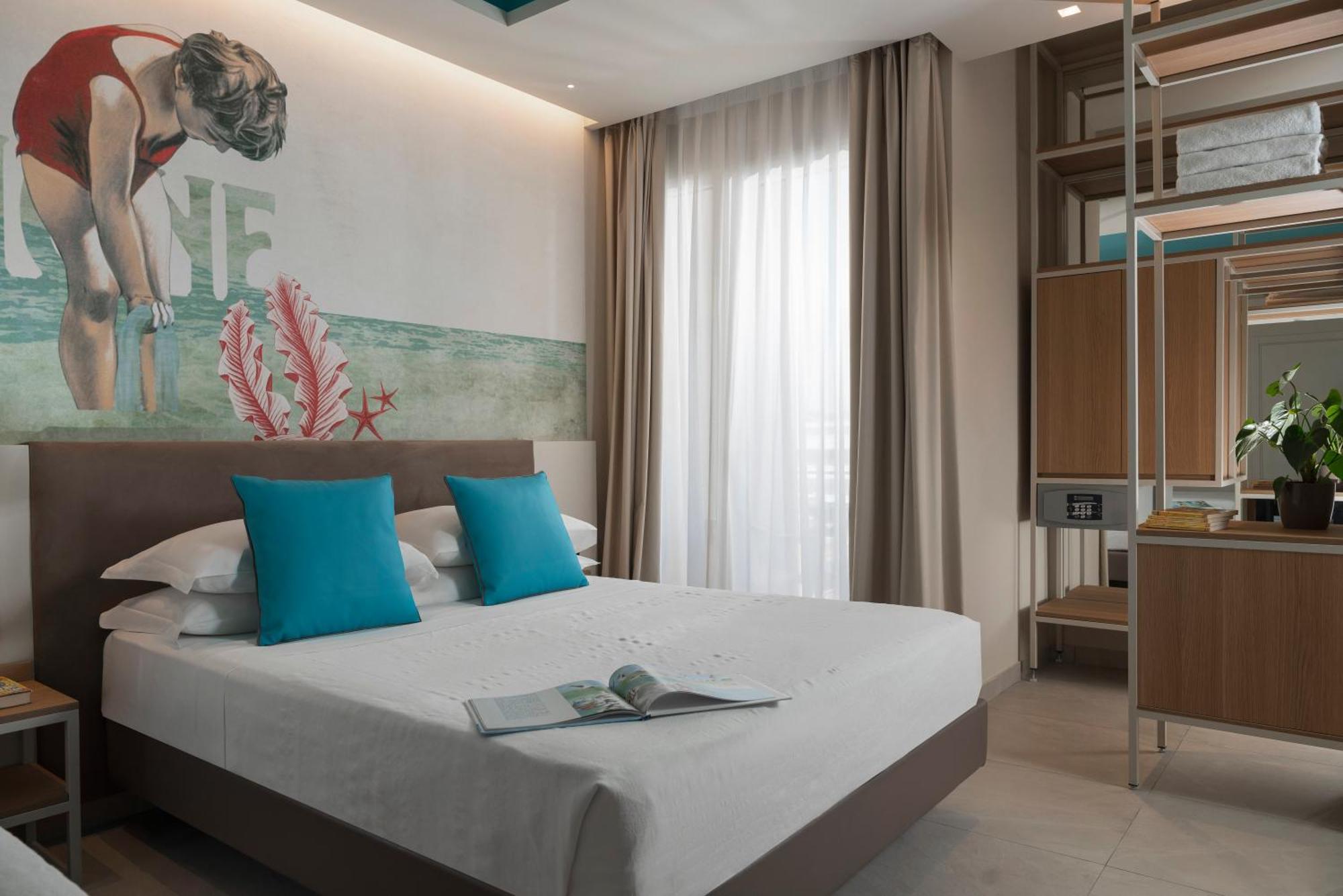 Hotel Adlon - Fronte Mare Риччоне Екстер'єр фото